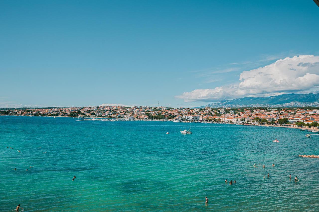 Kaneo Beach Hotel Новалья Экстерьер фото